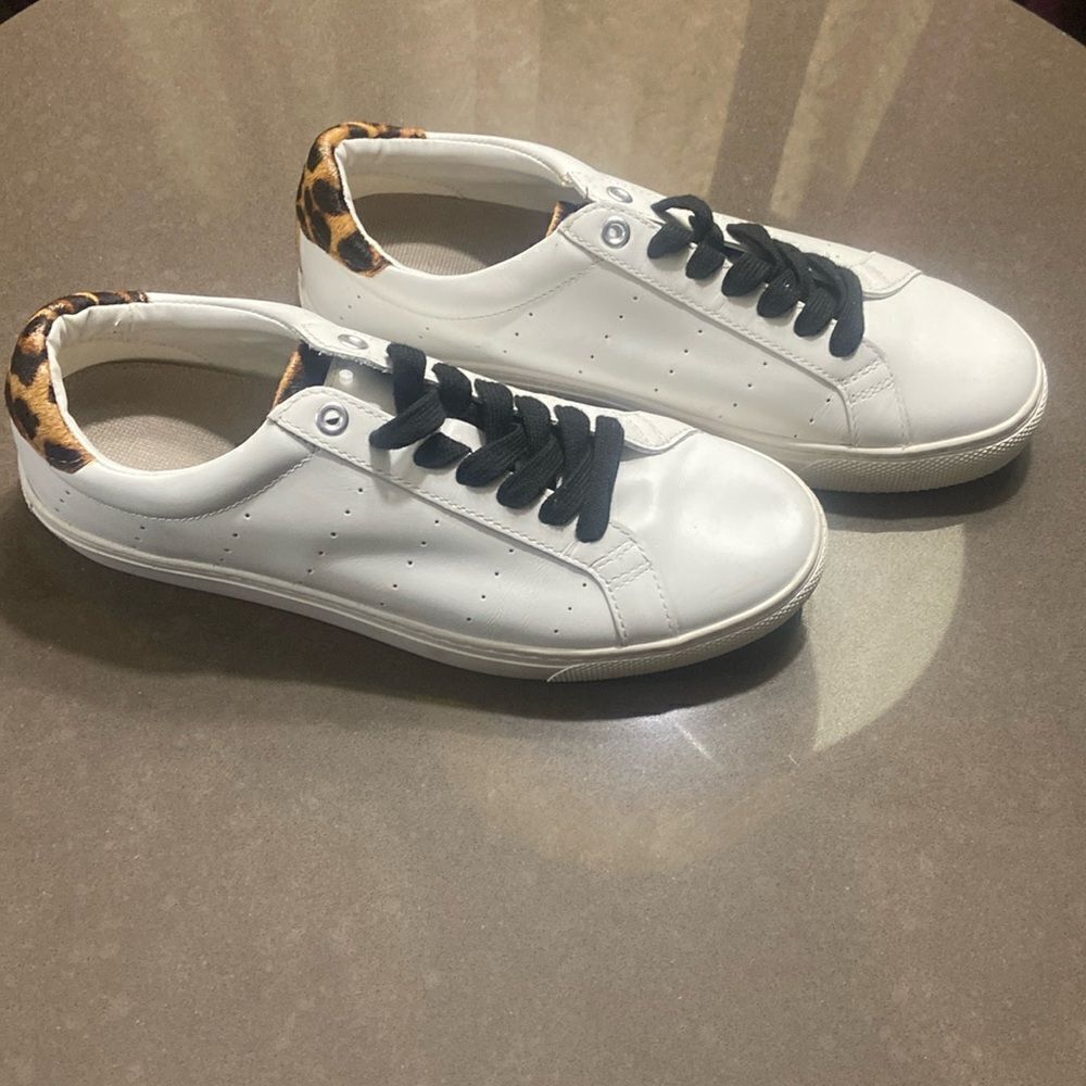 J. Crew Sneakers Women's Size 8.5 White/Leopard Print L7197 Lace Up Leather Shoe